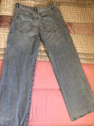 Vaqueros talla 42 con brillos