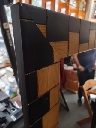 Espejo grande madera y negro con roce pequeño