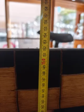 Espejo grande madera y negro con roce pequeño