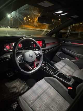 Volkswagen Golf GTI 2024