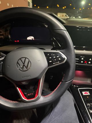 Volkswagen Golf GTI 2024