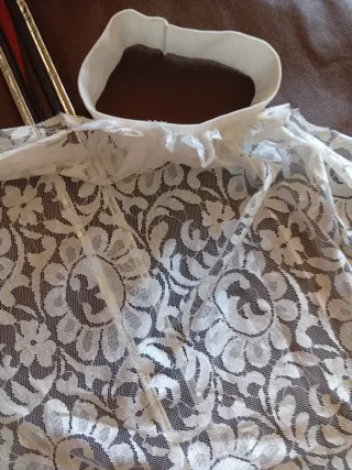 Mantilla fallera con turbante blanco elástico