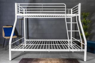 Litera matrimonial blanca