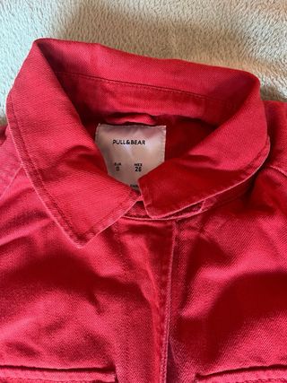 Chaqueta Roja Pull&Bear