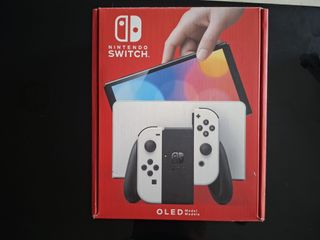 Nintendo Switch OLED Bianca e Nera