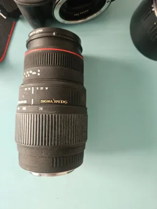 canon eos D100 + objetivo sigma 70-300mm