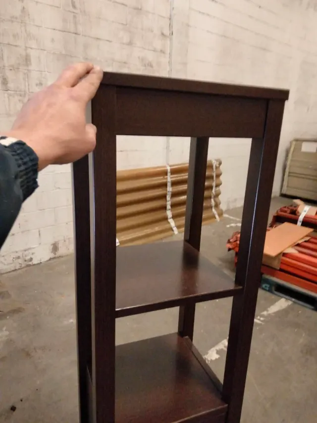 "GANGA" Mueble vertical (patas y tiradors metalics