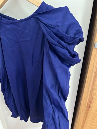 Blusa azul klein Zara con mangas abullonadas – Xs