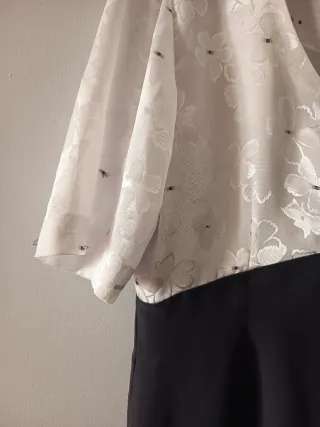 Vestido elegante blanco y negro de fiesta