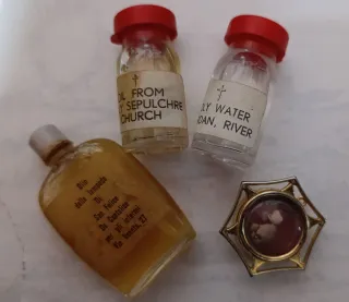 4 Vecchie Reliquie Sacre