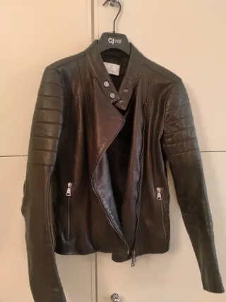 Giubbotto in pelle M ottime condizioni.