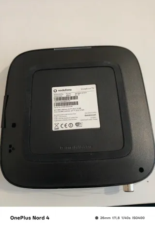 Decodificador Sagecom STB Vodafone en su caja