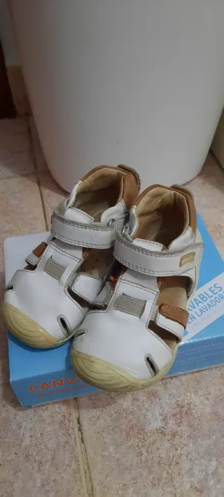 Lote de zapatillas infantiles