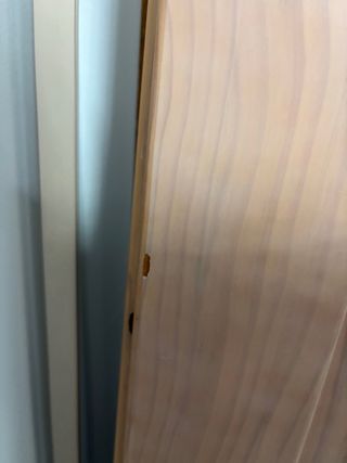 Armadio in legno massello