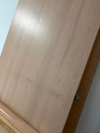 Armadio in legno massello