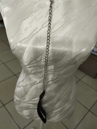 Choker donna con guinzaglio