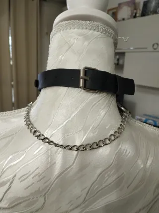 Choker donna con guinzaglio