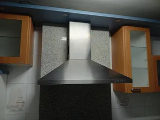 Muebles de cocina madera y cristal