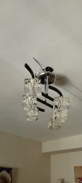 Lámpara de techo moderna cristal y metal