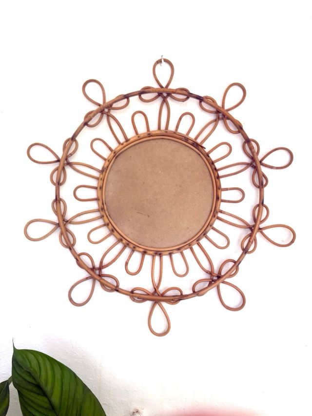 ESPEJO SOL DE MIMBRE ANTIGUO.