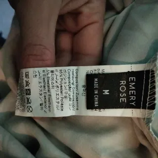 Blusa M fantasia floreale