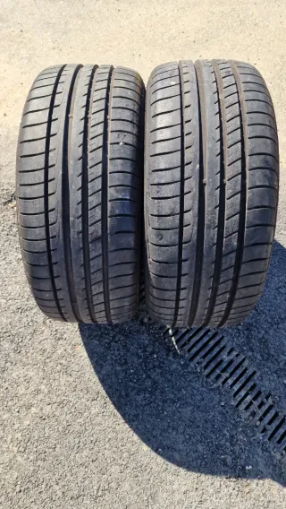 Neumáticos 225/55/16