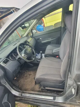 Nissan Tiida 2008 averiado