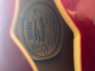 Washburn HB-35 Guitarra Eléctrica Roja