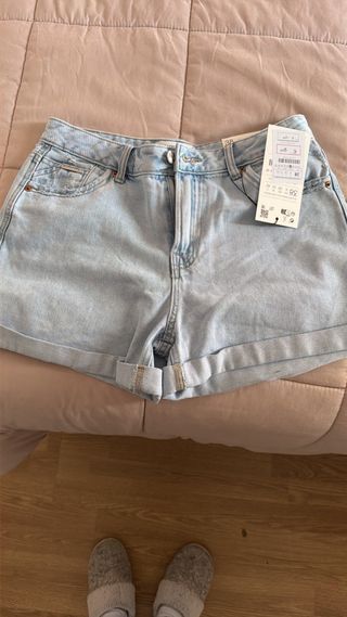 Pantalón corto Zara azul Talla M
