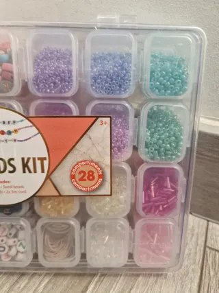 Kit cuentas para pulseras.