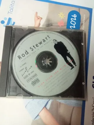 Lote 150€! - 80 CDs! + 40 DVDs,  pelis, cncrts, et