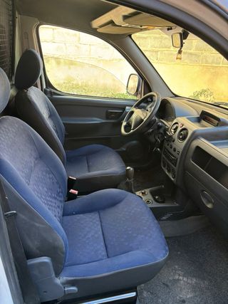 Peugeot Partner 1.6 HDI 75 CV