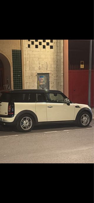 MINI Clubman 2010