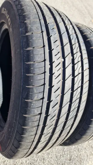 Neumáticos 225/55/16