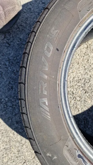 Neumáticos 225/55/16