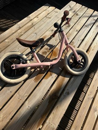 Bici de equilibrio infantil rosa