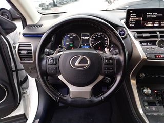 Lexus NX 2021
