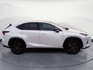 Lexus NX 2021