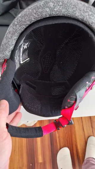 Casco Bollé Negro y Rojo Deportes Nieve