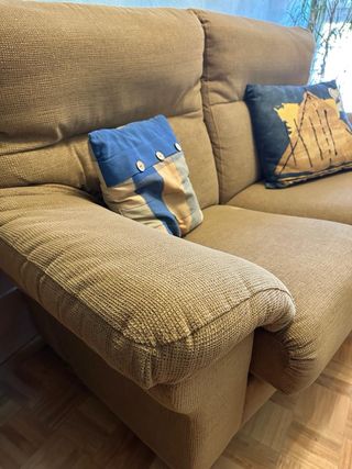 Sofá de 2 plazas tela camel