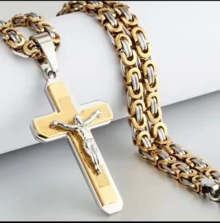 Cadena con crucifijo chapada en oro k18 antialérgi