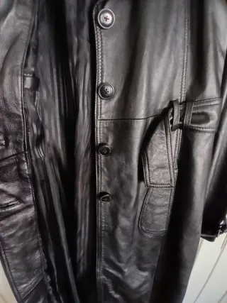 Gabardina Piel Auténtica Negra.