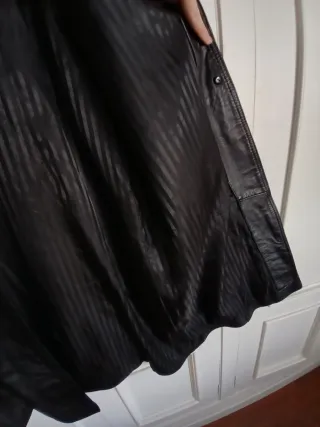 Gabardina Piel Auténtica Negra.