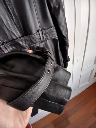 Gabardina Piel Auténtica Negra.