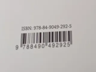 Libros de frances Edito A1 y libro de Josephine Ba