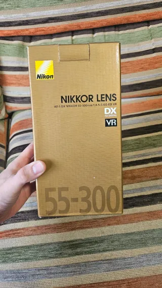 Teleobjetivo Nikon 55-300mm VR ED