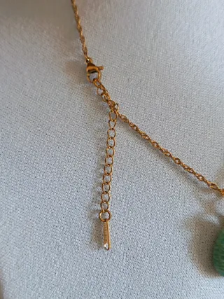 Collana acciaio dorato con pendente in amazzonite