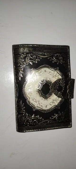 Cartera de Piel Italiana Negra y Dorada