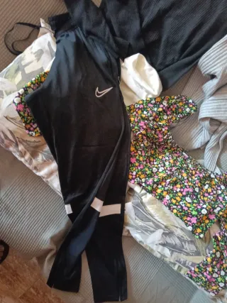 Conjunto Ropa Mujer: Blusa y jerseys,REGAlo NIKE