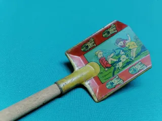 Juguete  hojalata PAY